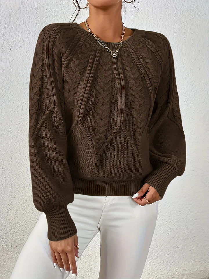 Chloe - Classic Style