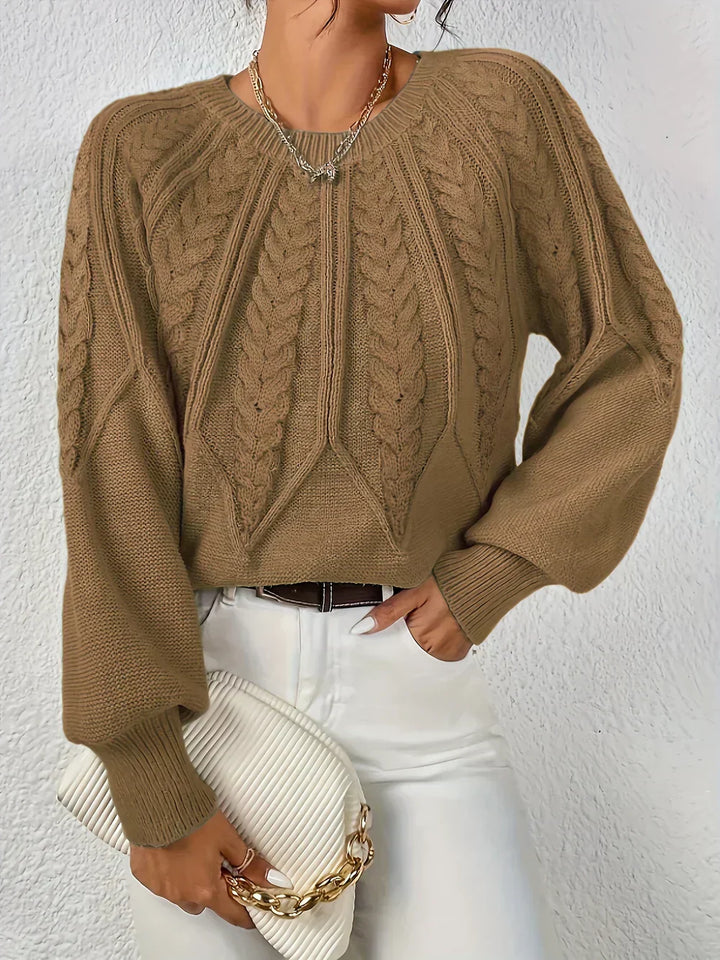 Chloe - Classic Style