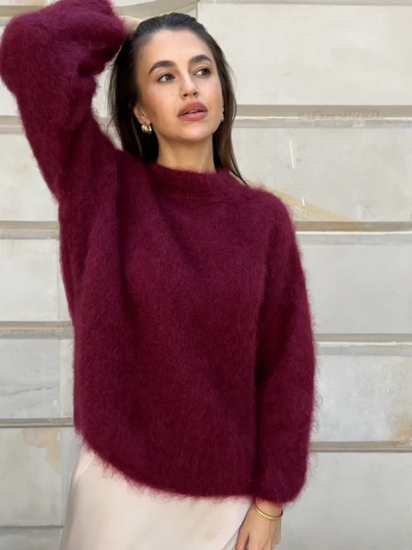 Ayla - Mohair Round Neckline